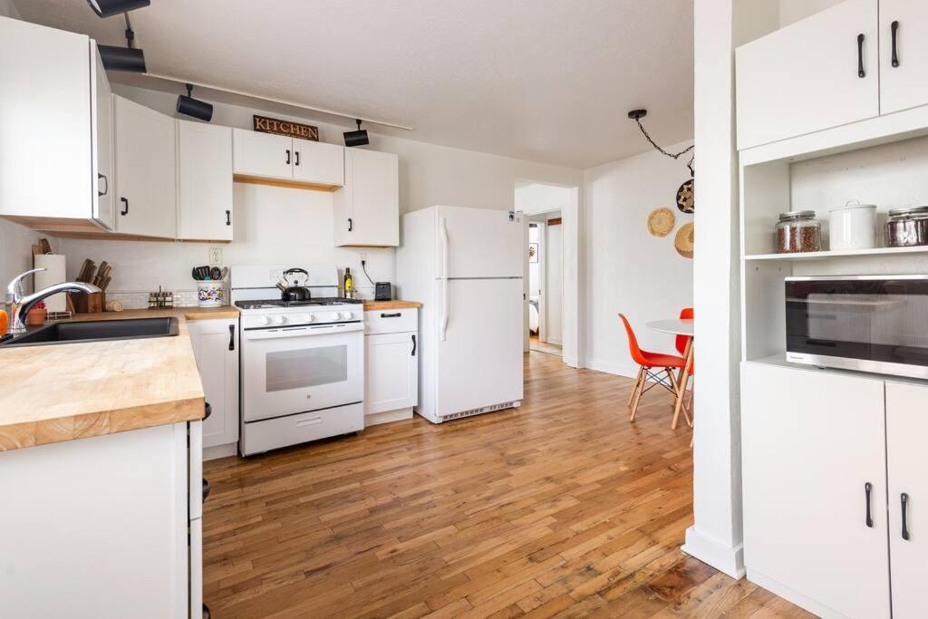 House With Great Beds, Full Kitchen, Fenced Yard Villa Albuquerque Eksteriør billede
