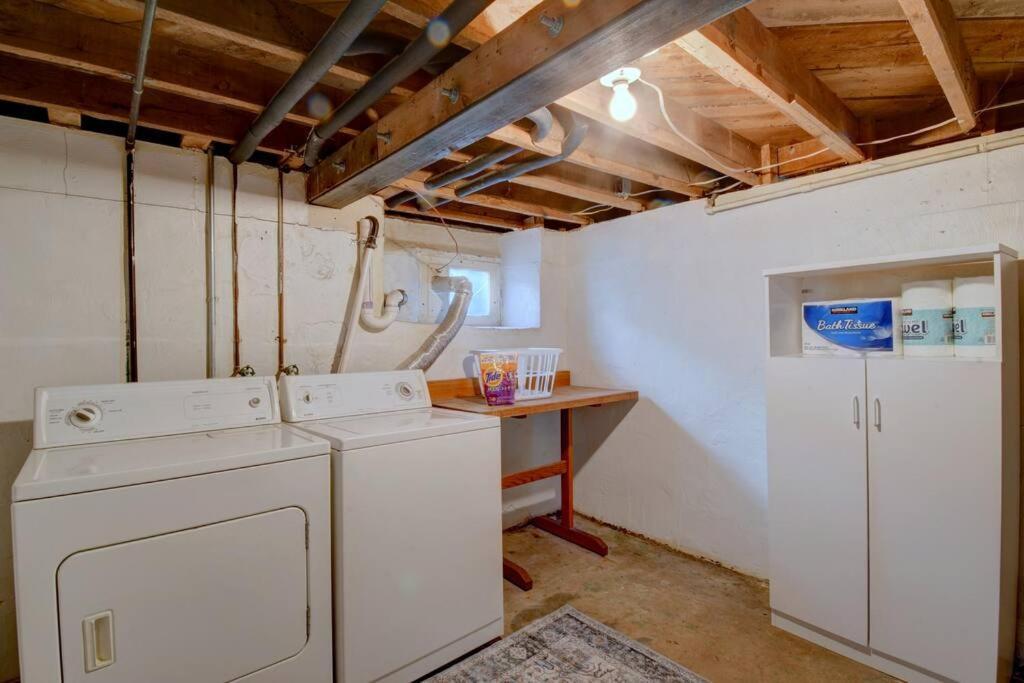House With Great Beds, Full Kitchen, Fenced Yard Villa Albuquerque Eksteriør billede